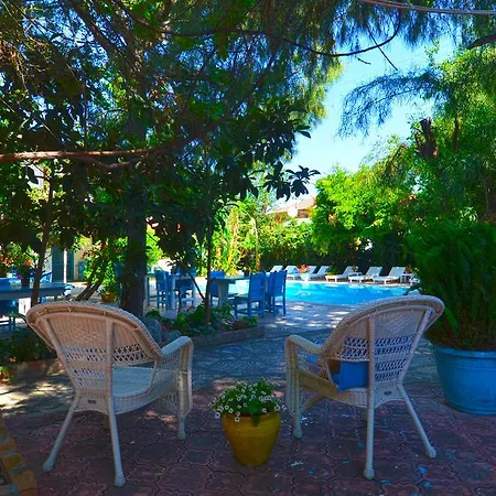 Jenny's House Hotel 3*